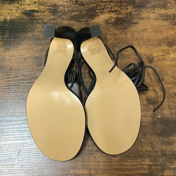 Ilio Smeraldo Womens Black Strappy Cushioned Ilenia Round Toe Flare size EU 40 - Picture 5 of 6